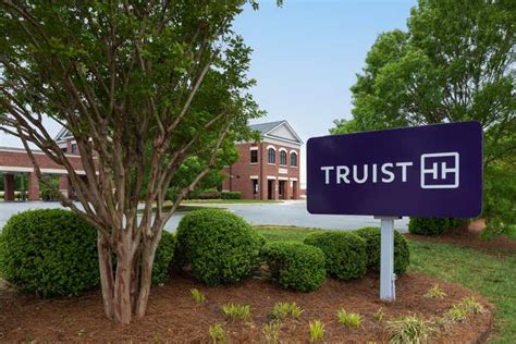Truist falls church. Things To Know About Truist falls church. 